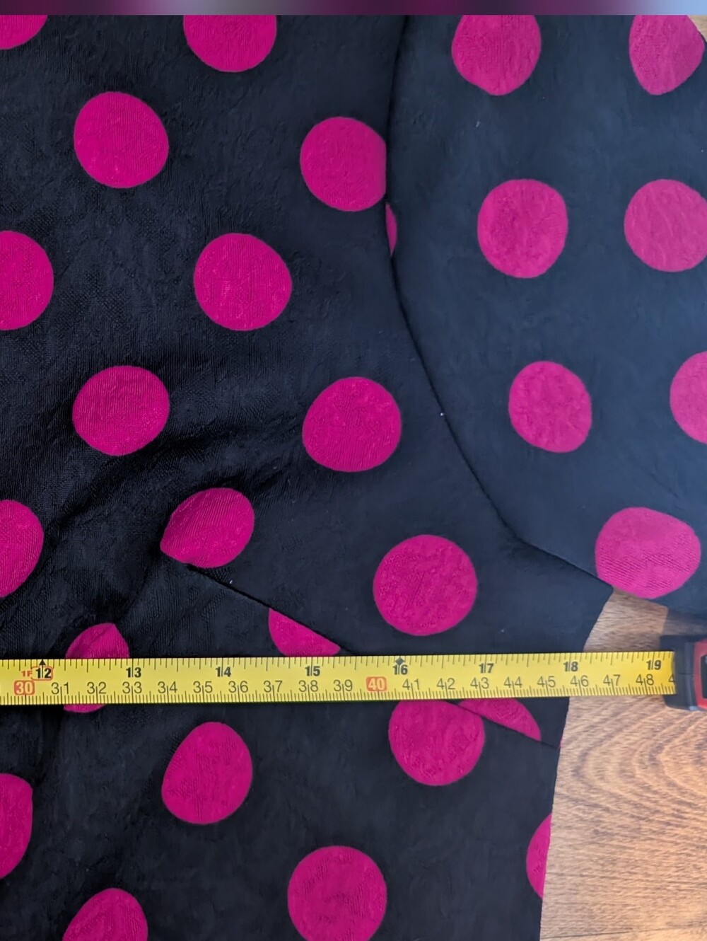 Suzy Shier Black Dress with Bright Pink Polka Dots - Picture 8 of 9